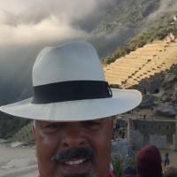 Luis Guzman